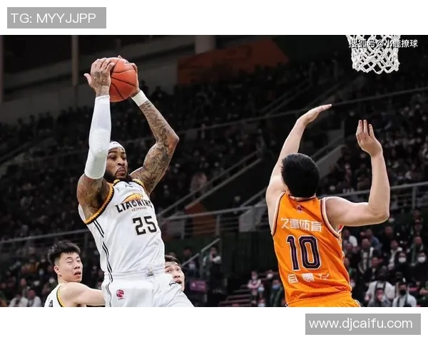 张镇麟在篮球赛场上的崛起与挑战解析，探索他的成长之路与未来潜力